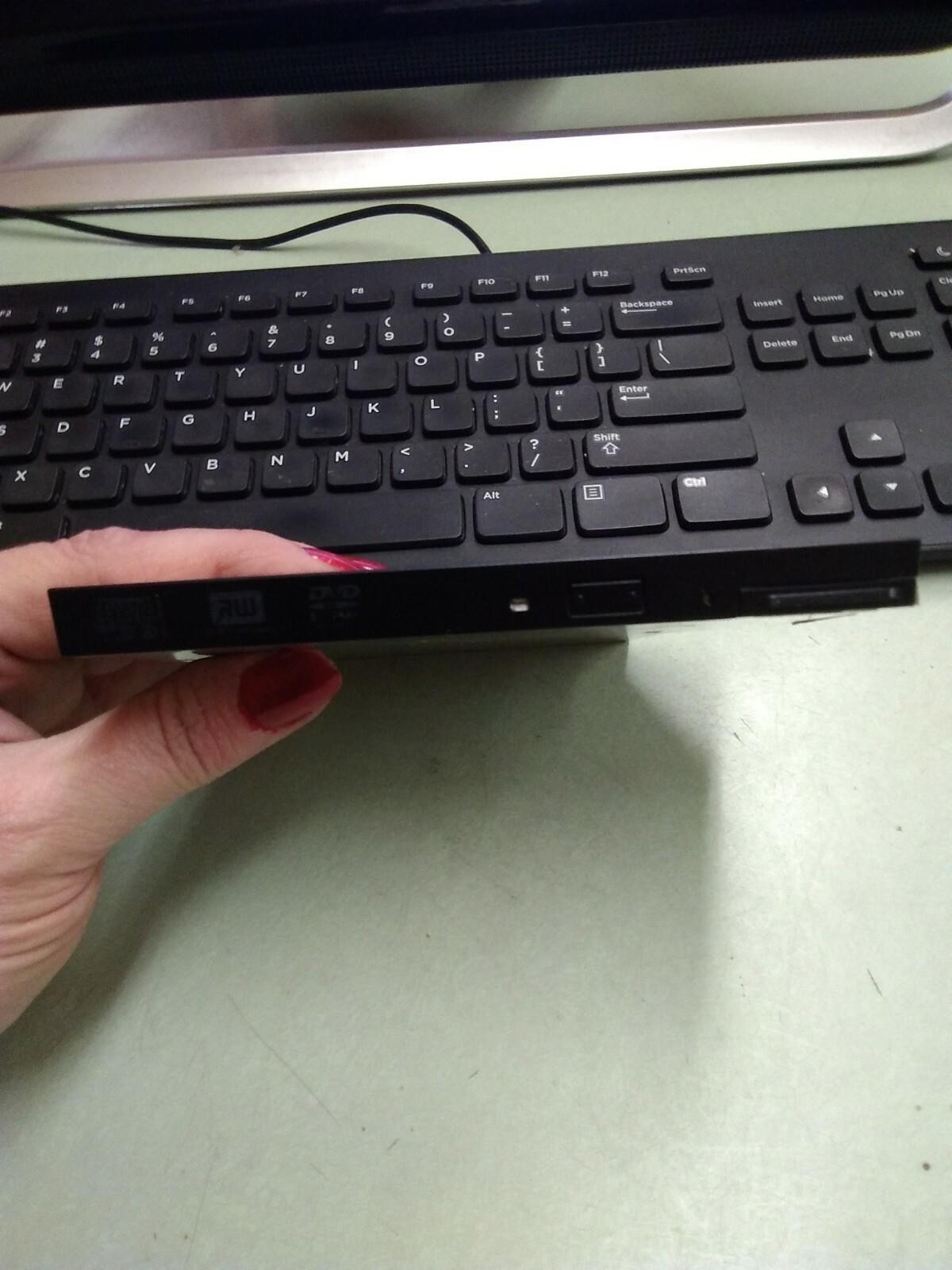 Dell DVD/RW Model: DU-8A3S P/N: 0RWDMD Multi Recorder