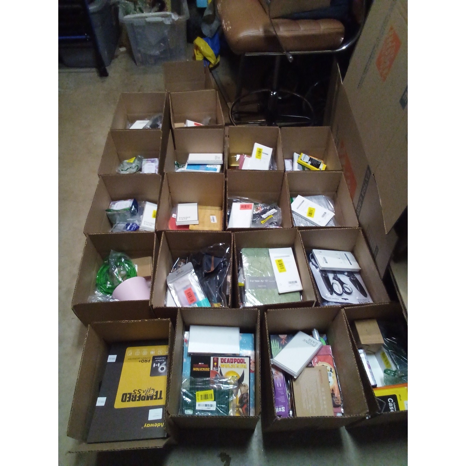 Amazon/Retailer Liquidation/Returns Mystery Box – 12x10x8 Box