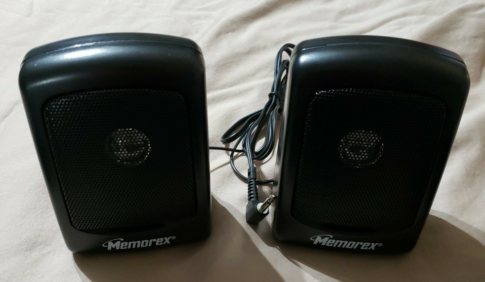 Headphones, Speakers Lot Of 8