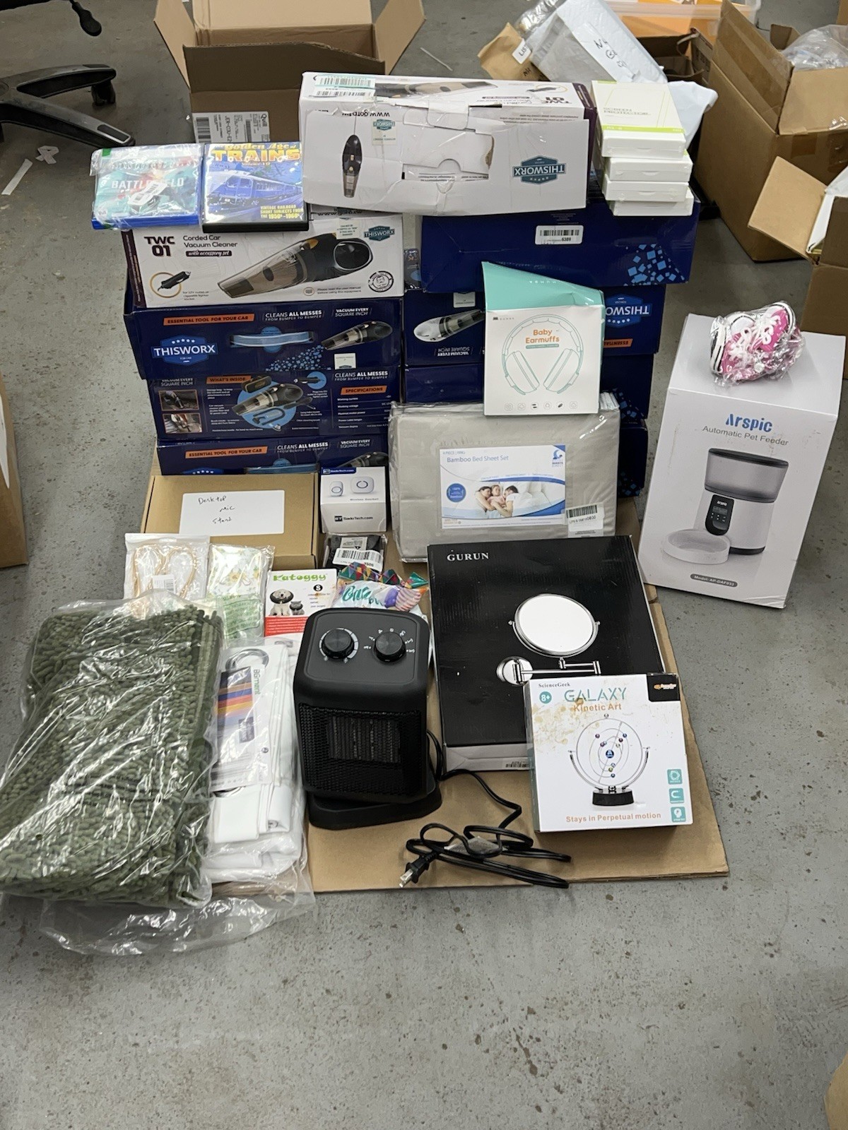 Lot Of 33 – New & Used Assorted Mix Of Electronics & Household Items – Used