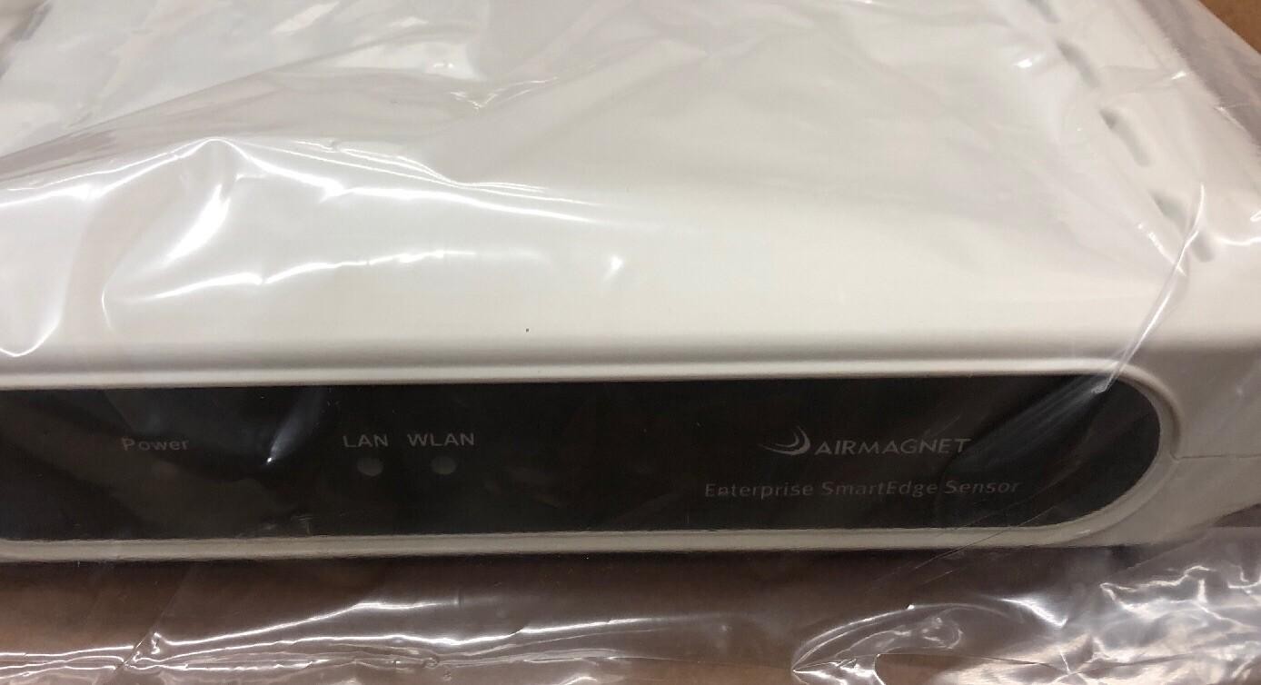 NEW OPEN BOX AirMagnet SmartEdge SPECTRUM Sensor A5020 MOUNTING BRACKET A5031