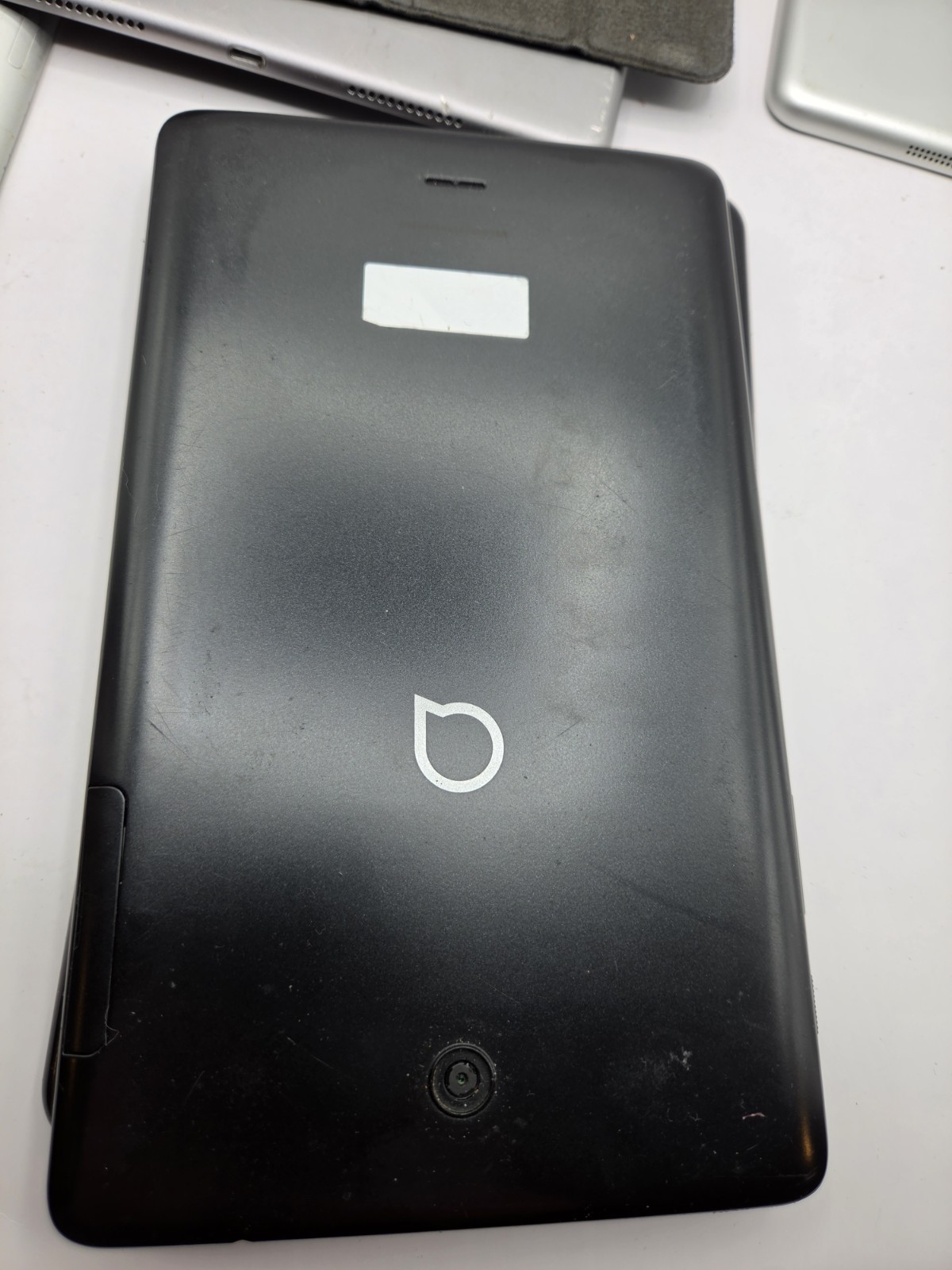 Lot of Apple & Samsung Devices (iPads,etc)