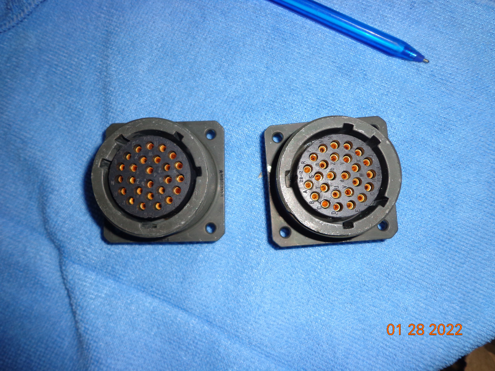 1 Bendix ms17346R 28c21S Mil Spec Circular Connector Plug 26 pOS Gold ampheonol