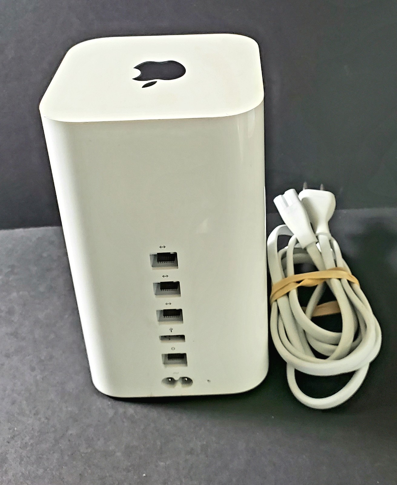 apple accessories Lot Of 10