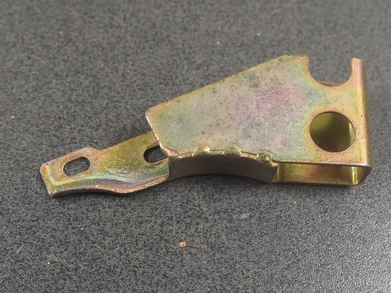 HONDA GL1500 1989 43535-MN5-006 BRACKET SW. 11517