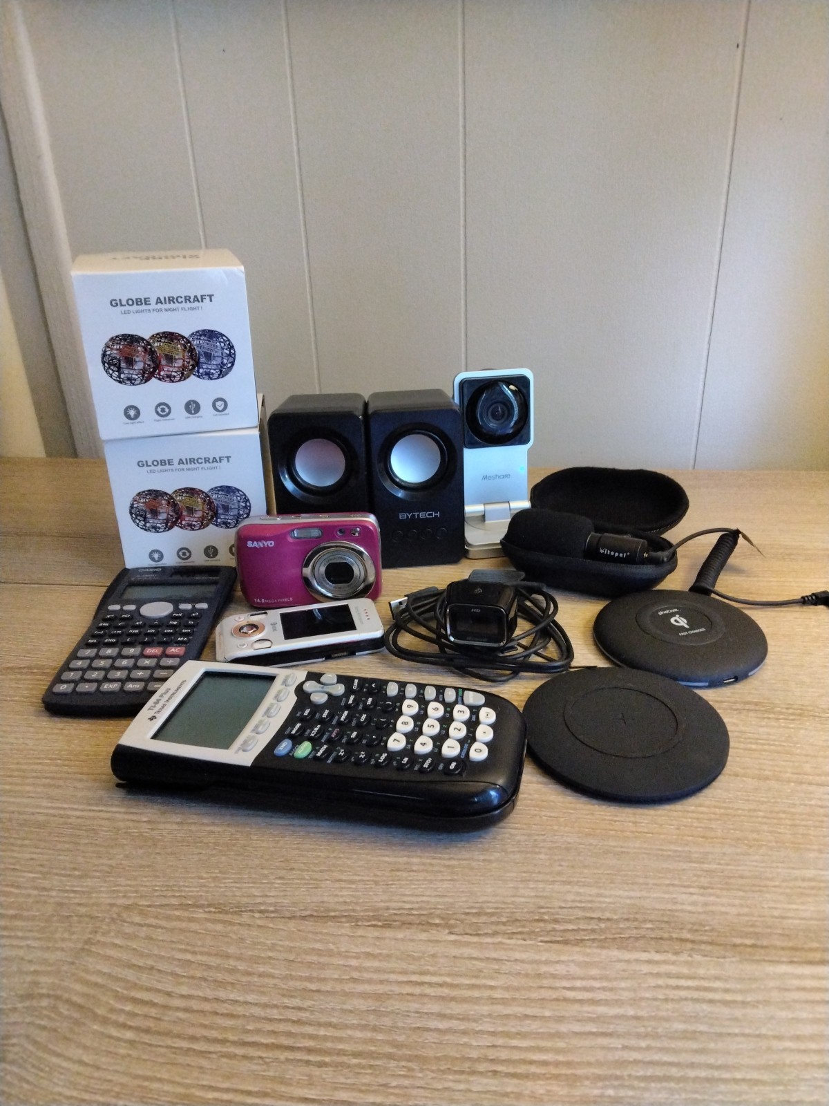 Untested For Parts ,Or Repairs Electronics Mix Lot