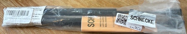 SCHNECKE / Lift Support PAIR / Model YZ-48-7581Q1 /48-7581Q1 / BRAND NEW!