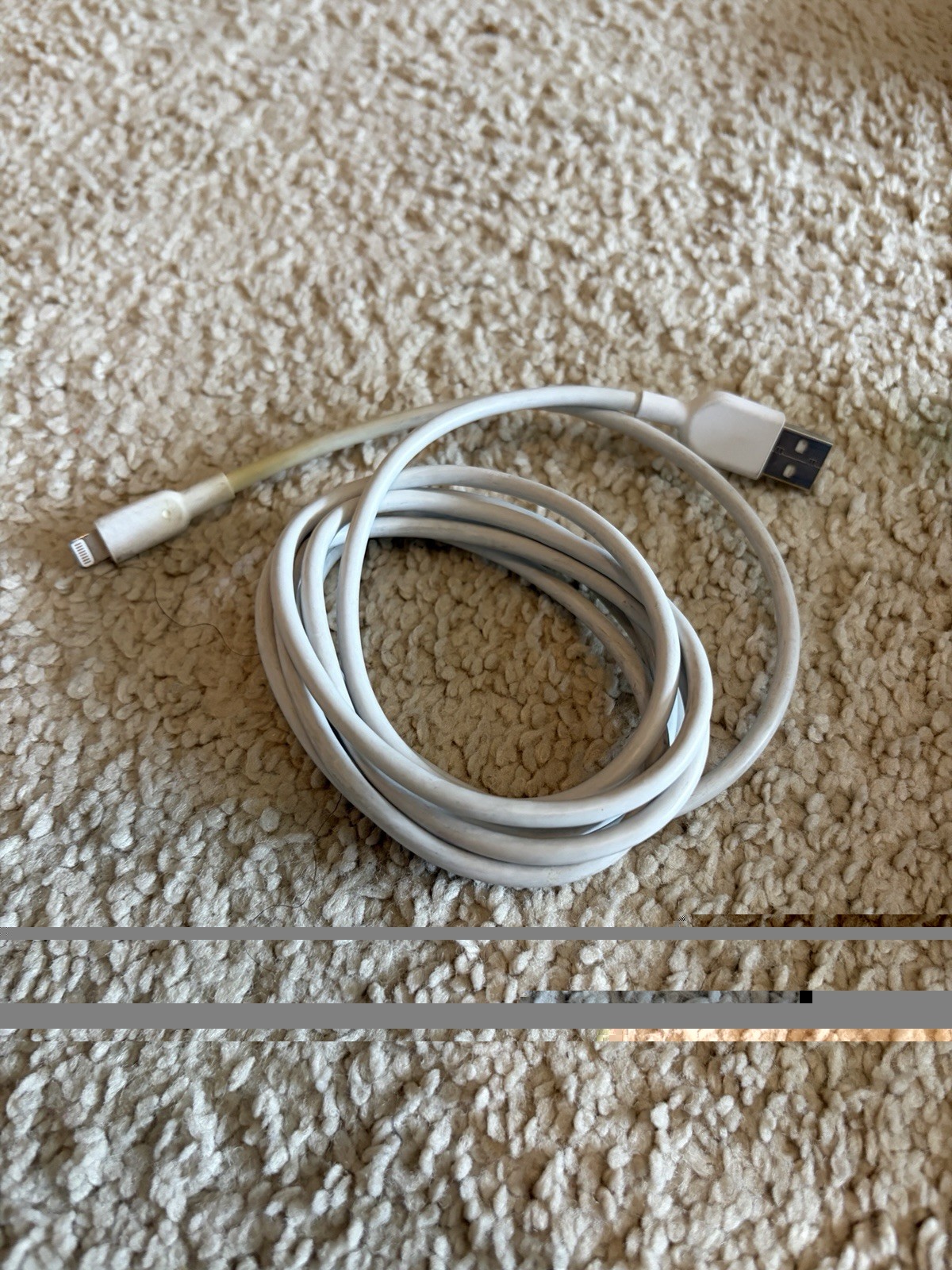 Lot of Assorted Apple/Anker products, Chargers, Cables, Earbuds All UNTESTED