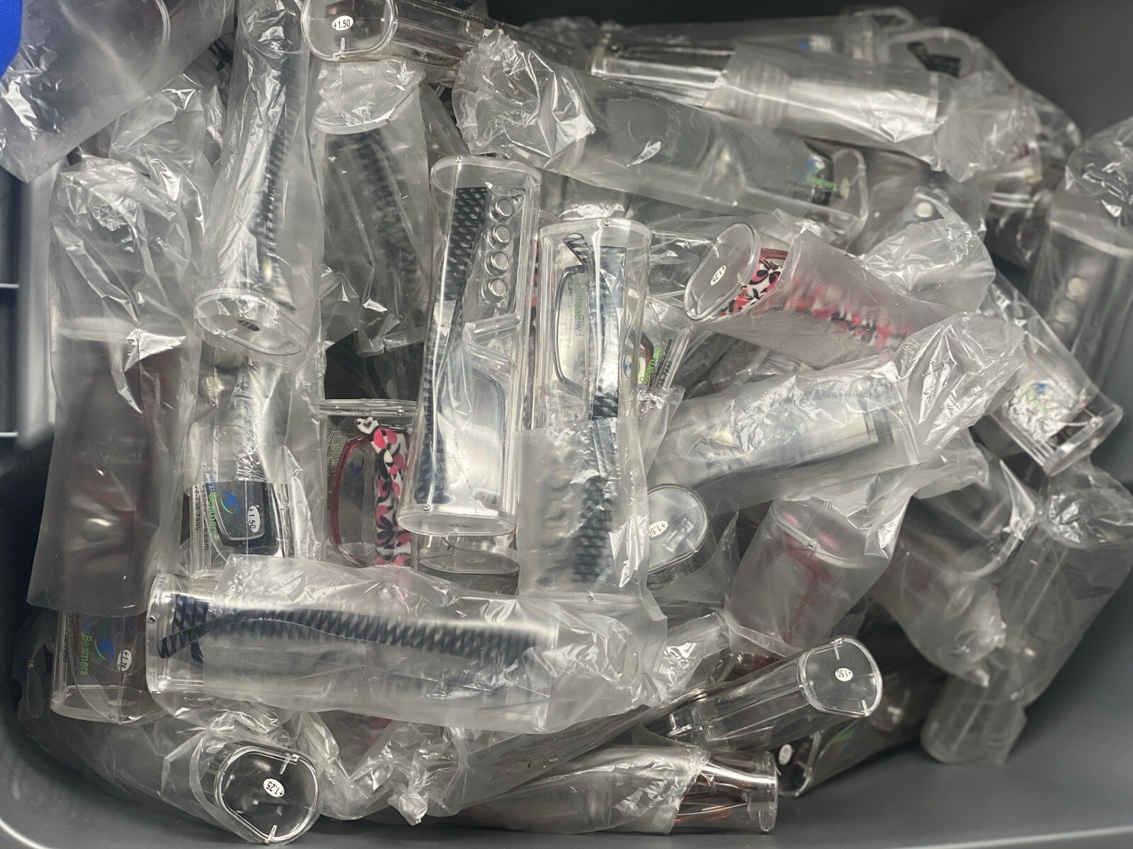 Wholesale Liquidation Pallets Amazon Overstock Retail Merchandise Lot HIGH VALUE