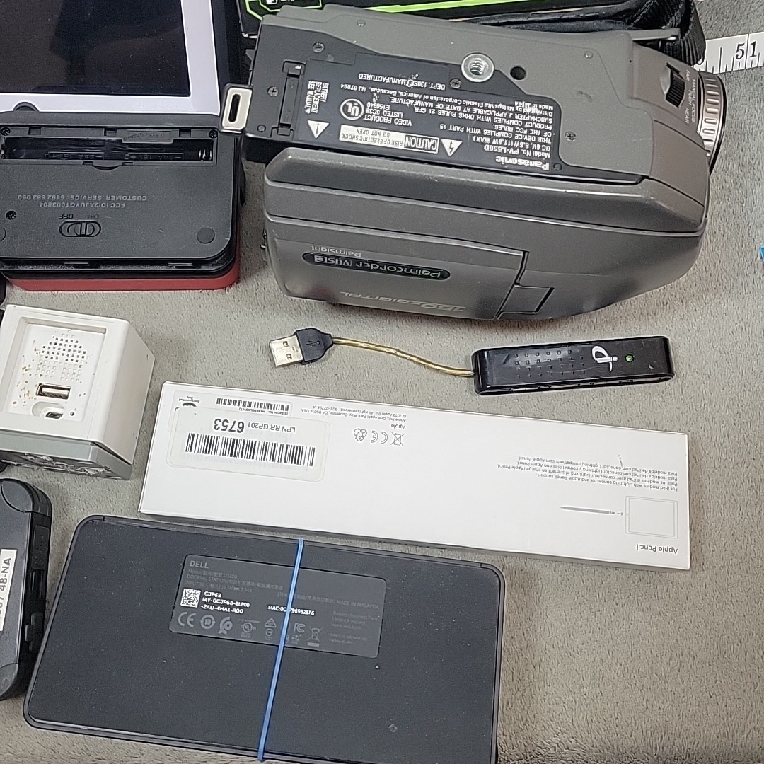 Lot Electronics Apple Pencil iPad Garmin Nuvi Netgear Panasonic Camcorder PARTS