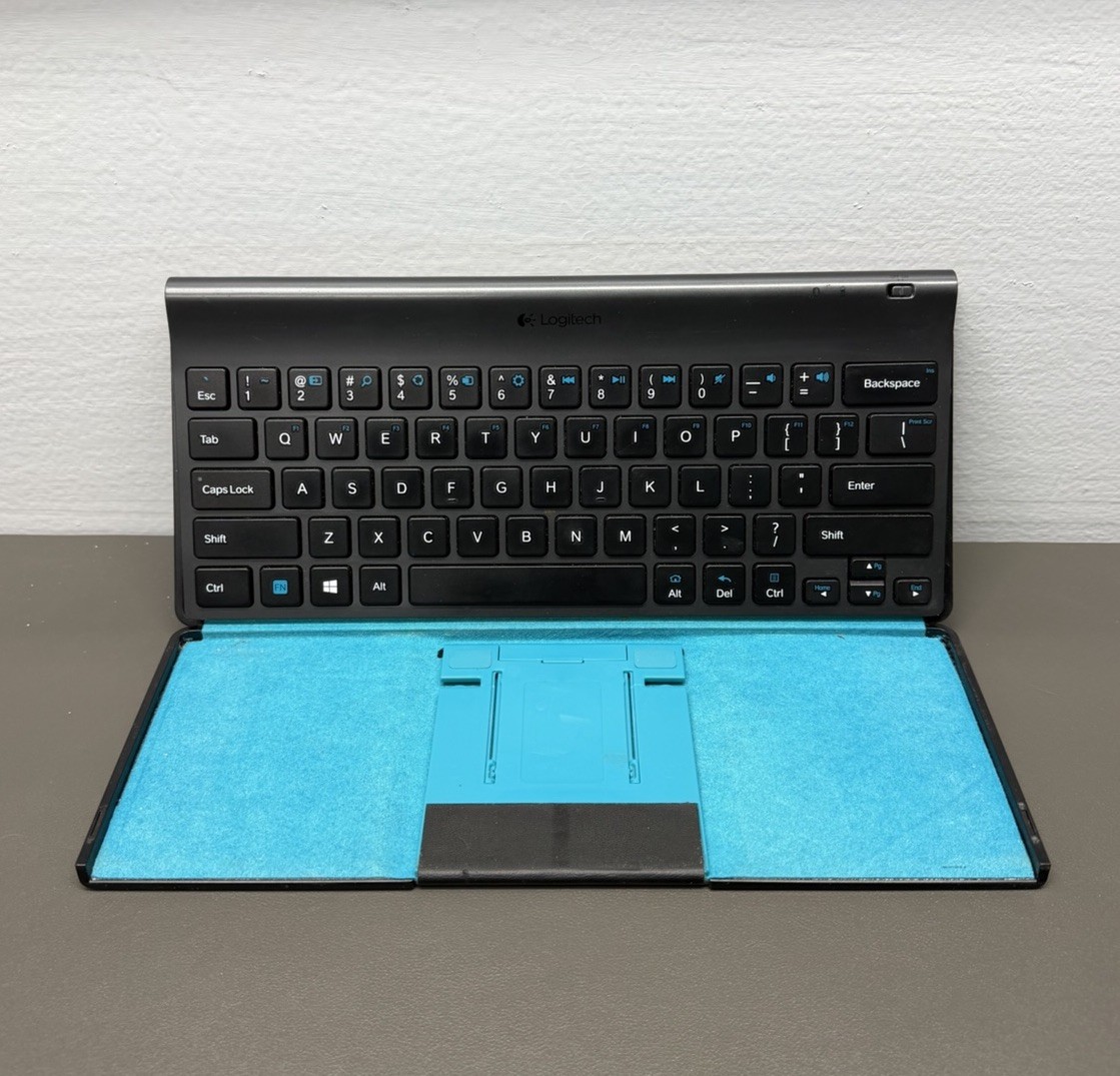 Logitech Y-R0034 Tablet Keyboard Case for iPad Android Bluetooth Wireless USED*