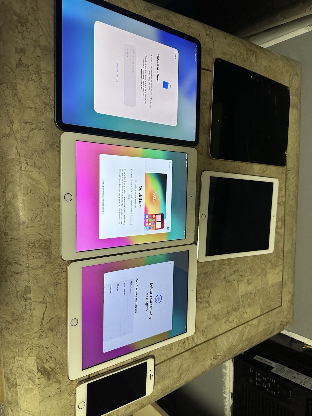 Lot Of 6 Apple Products (5 iPads, 1 iPhone ) SELLING AS IS FOR PARTS