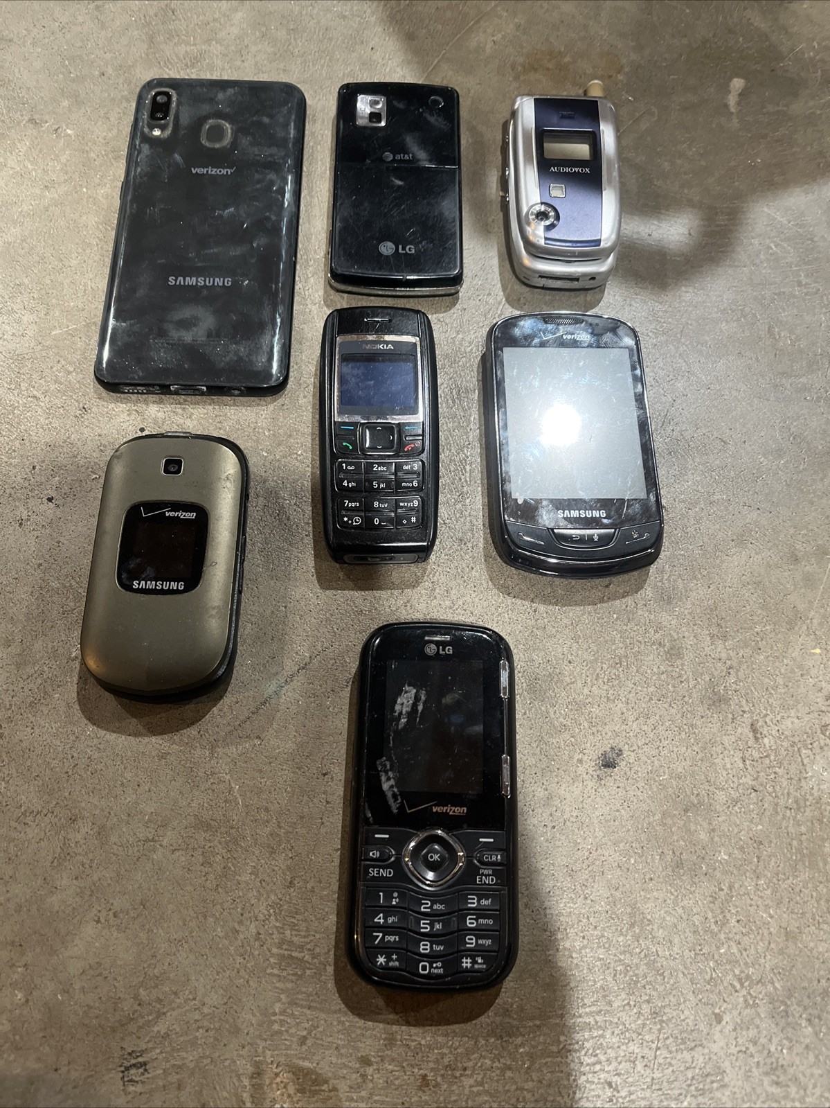 Mixed Lot of Cell Phones Electronics as Is Untested Parts