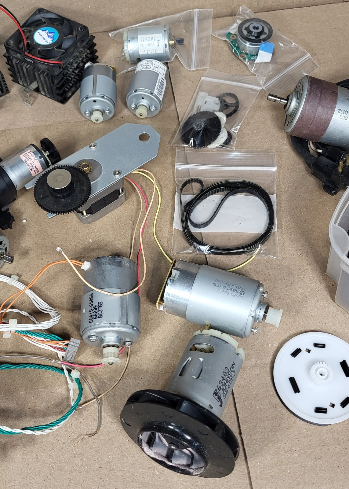 Electronic Parts Motor Mixed Lot