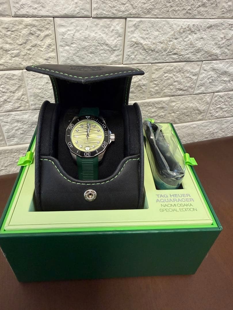 TAG Heuer Aquaracer Professional 300 Limited 250 Pieces Only Naomi Osaka Green
