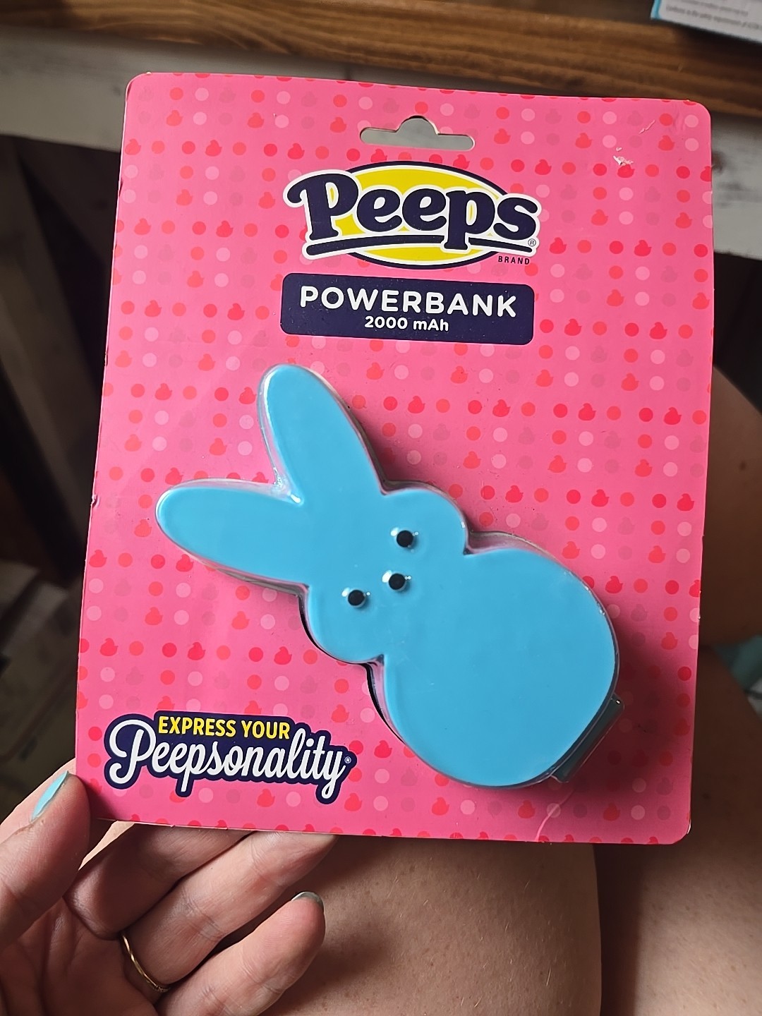 Peeps! Powering, 2000 mAh. New In The Box. Fun Blue Color!