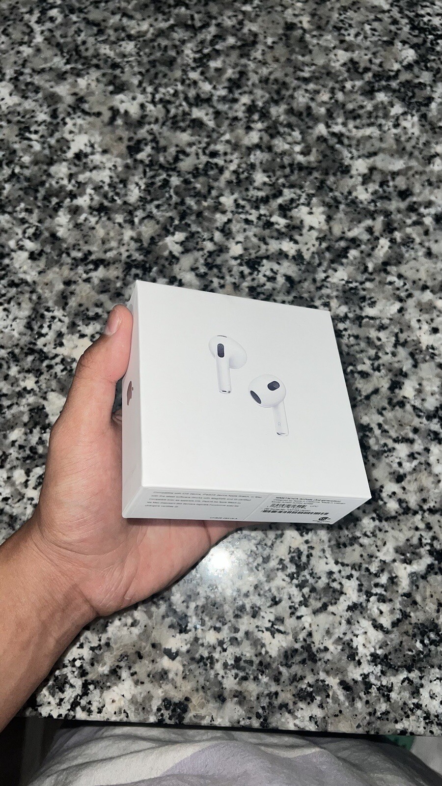genuine apple products MULTIPLE APPLE PRODUCTS AND MANY MORE AUTHENTIC THINGS