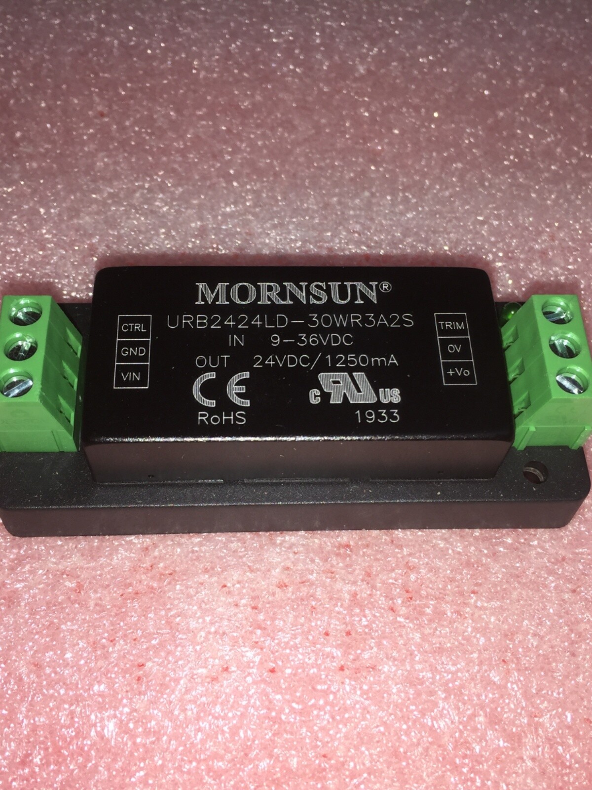 URB2424LD-30WR3A4S Power module DC/DC 24V to 24V rail type seal