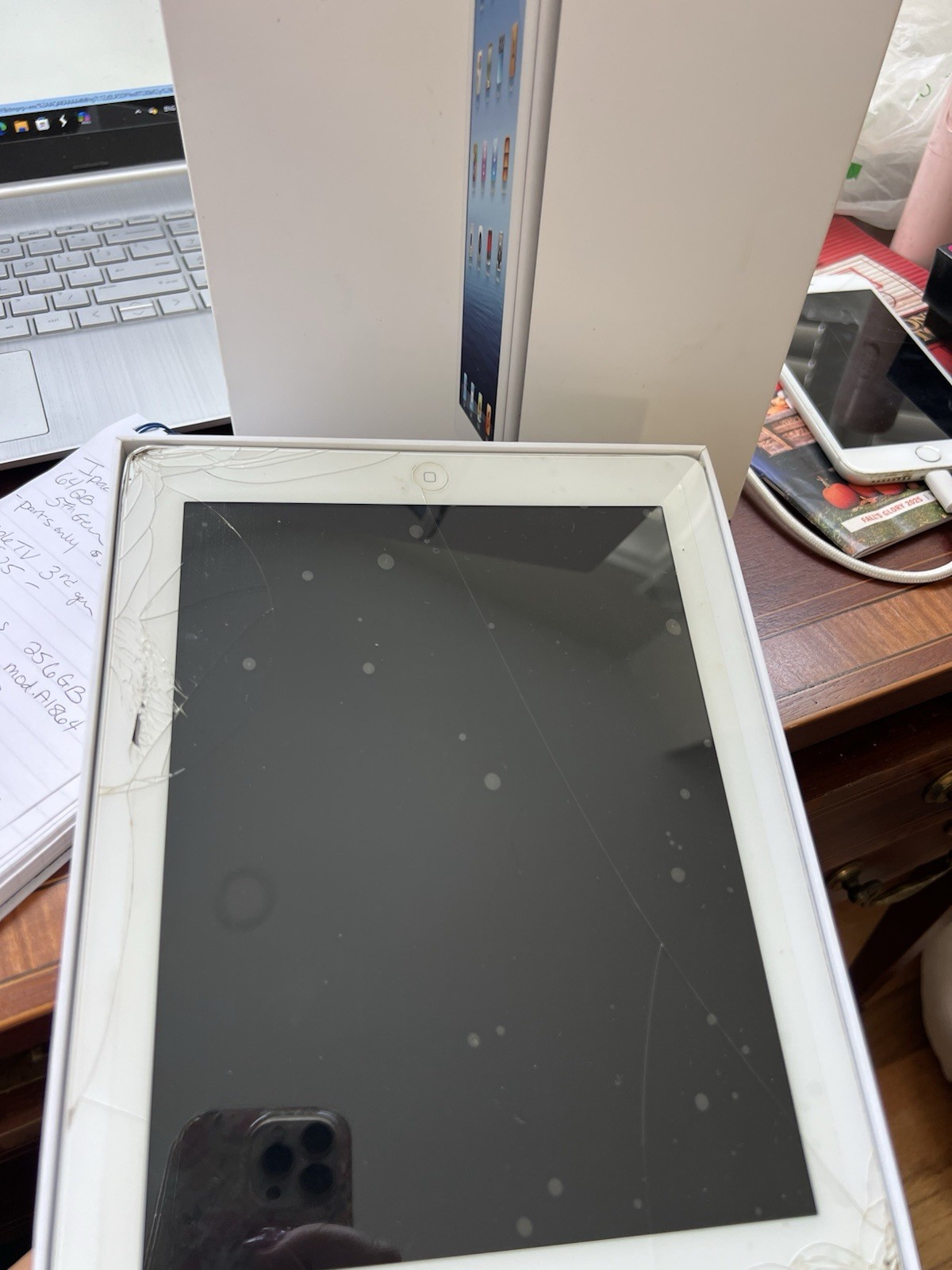 Bundle Of Used Apple Products iPhone Macbook iPad Functional Or Parts