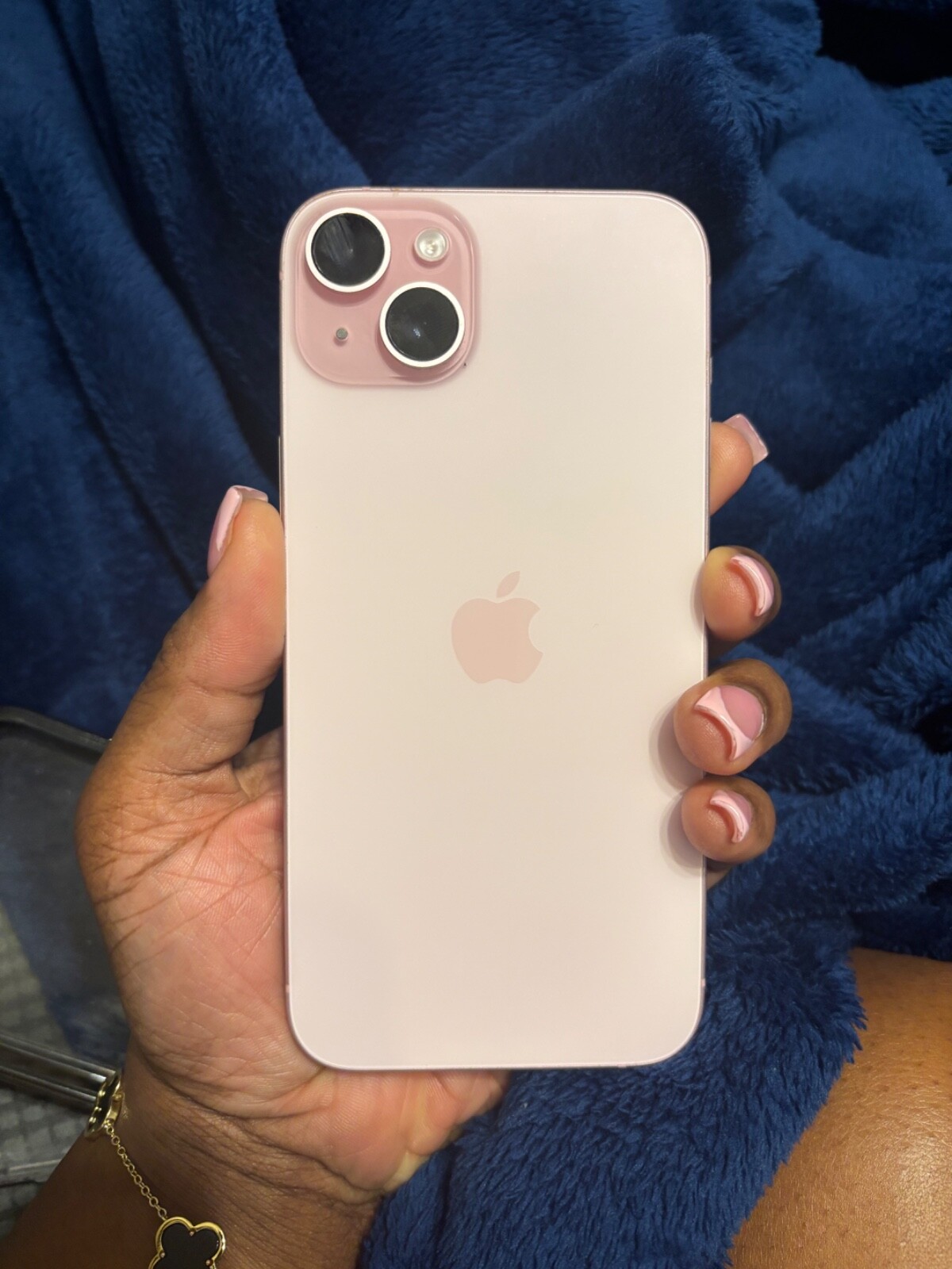 iPhone 15 plus with TIKTOK app installed 128Gb