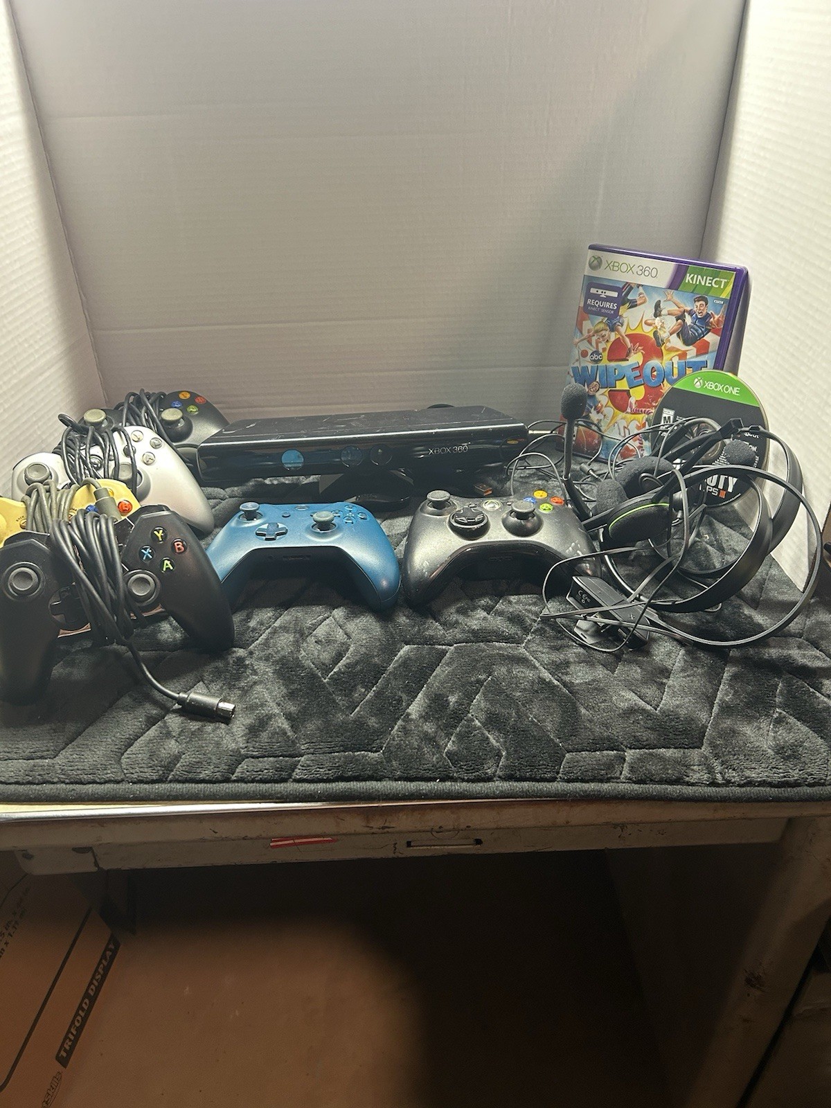 Mixed Lot of Random Electronics Used Parts or Repair Only