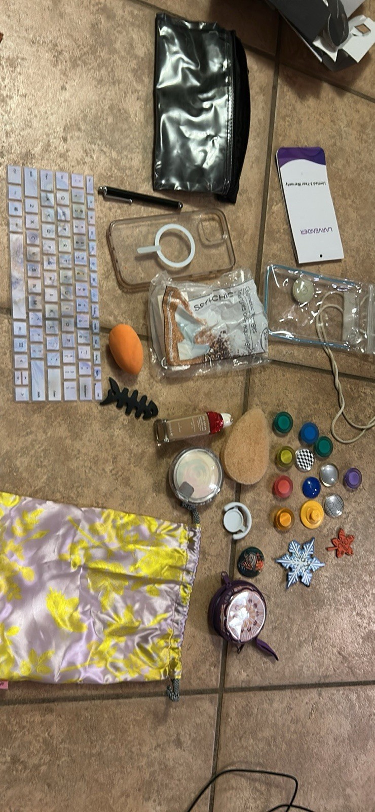 REVLON LAVENDER SXY+CHIC Mixed Lot Electronics, Makeup, Hair Accessories