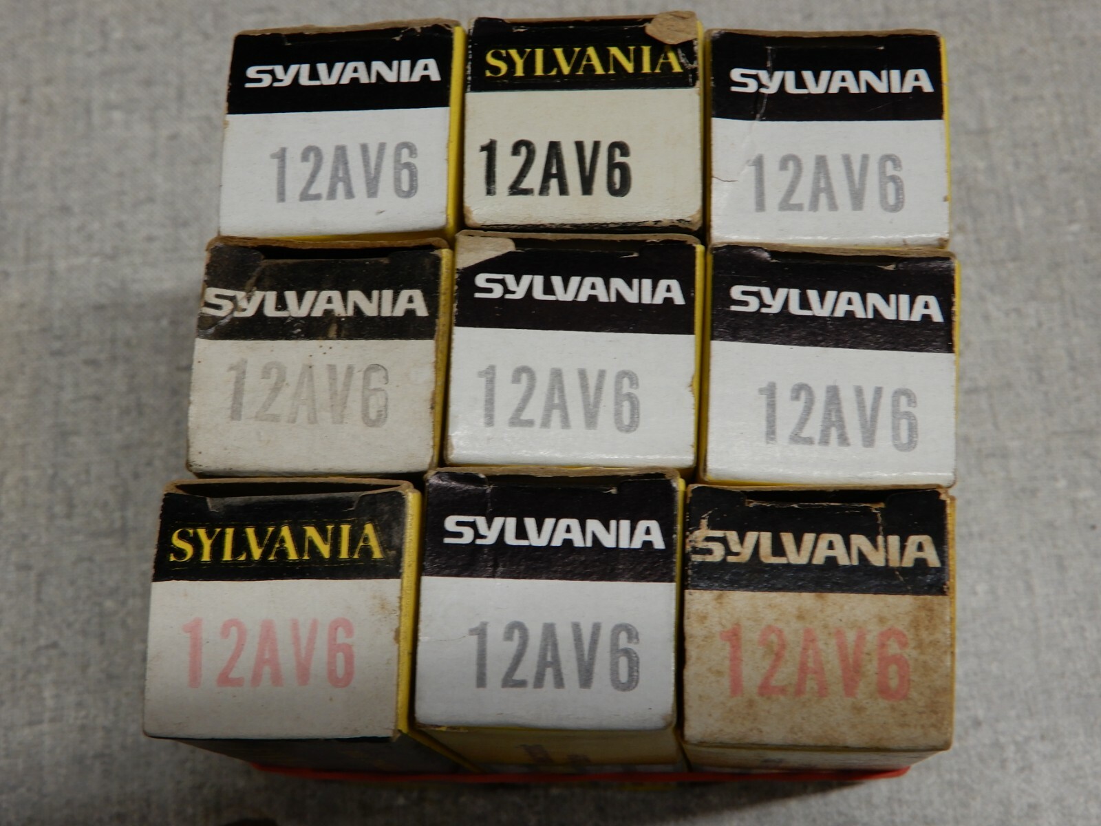Untested Lots of 12AV6 Vacuum Tubes Qty in ()