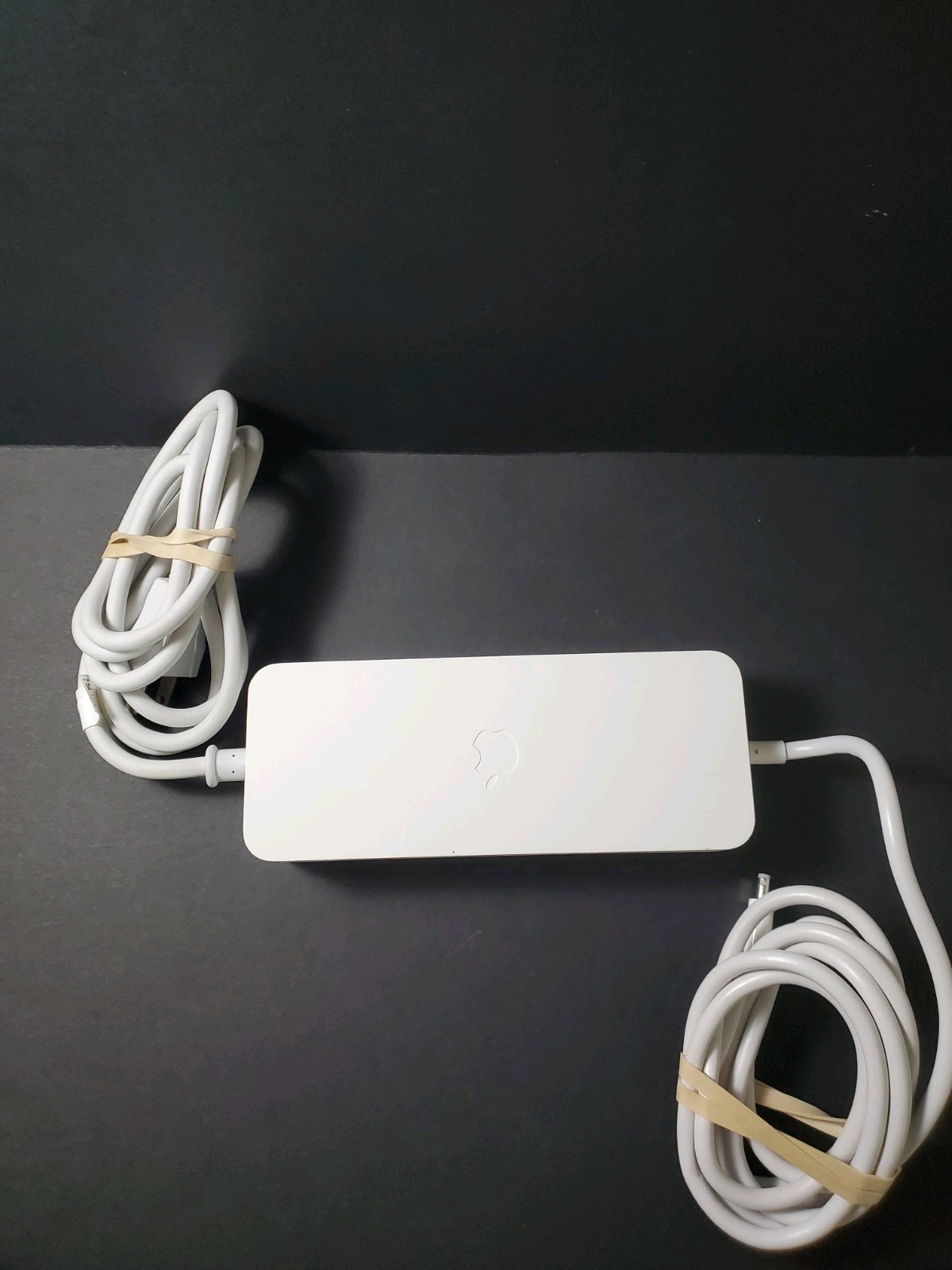apple accessories Lot Of 10