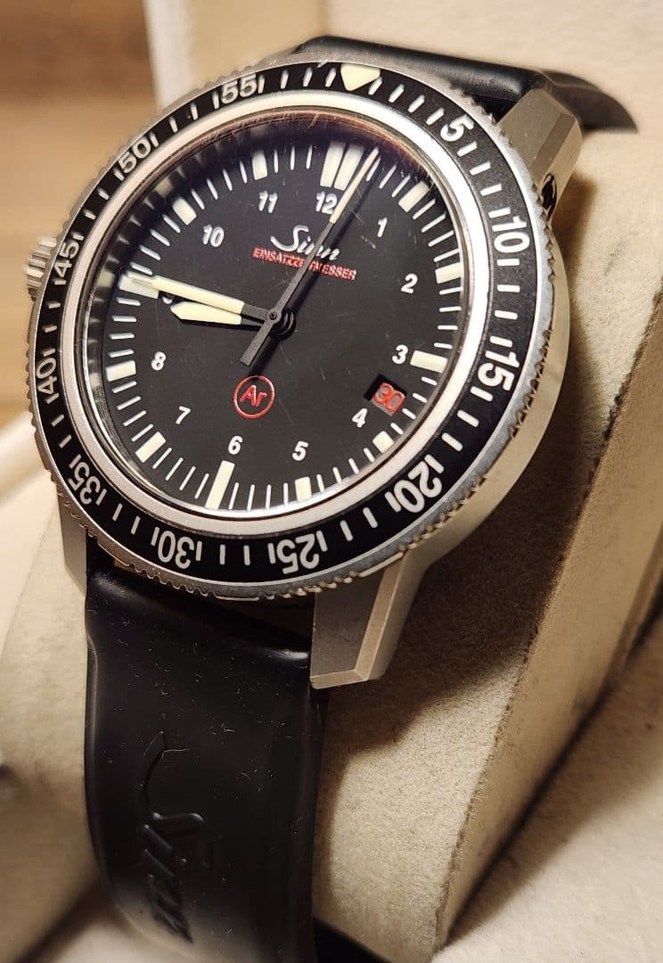 Sinn Watch EZM3 Automatic Black Date Round Dial Men’s Box Accessary Authentic