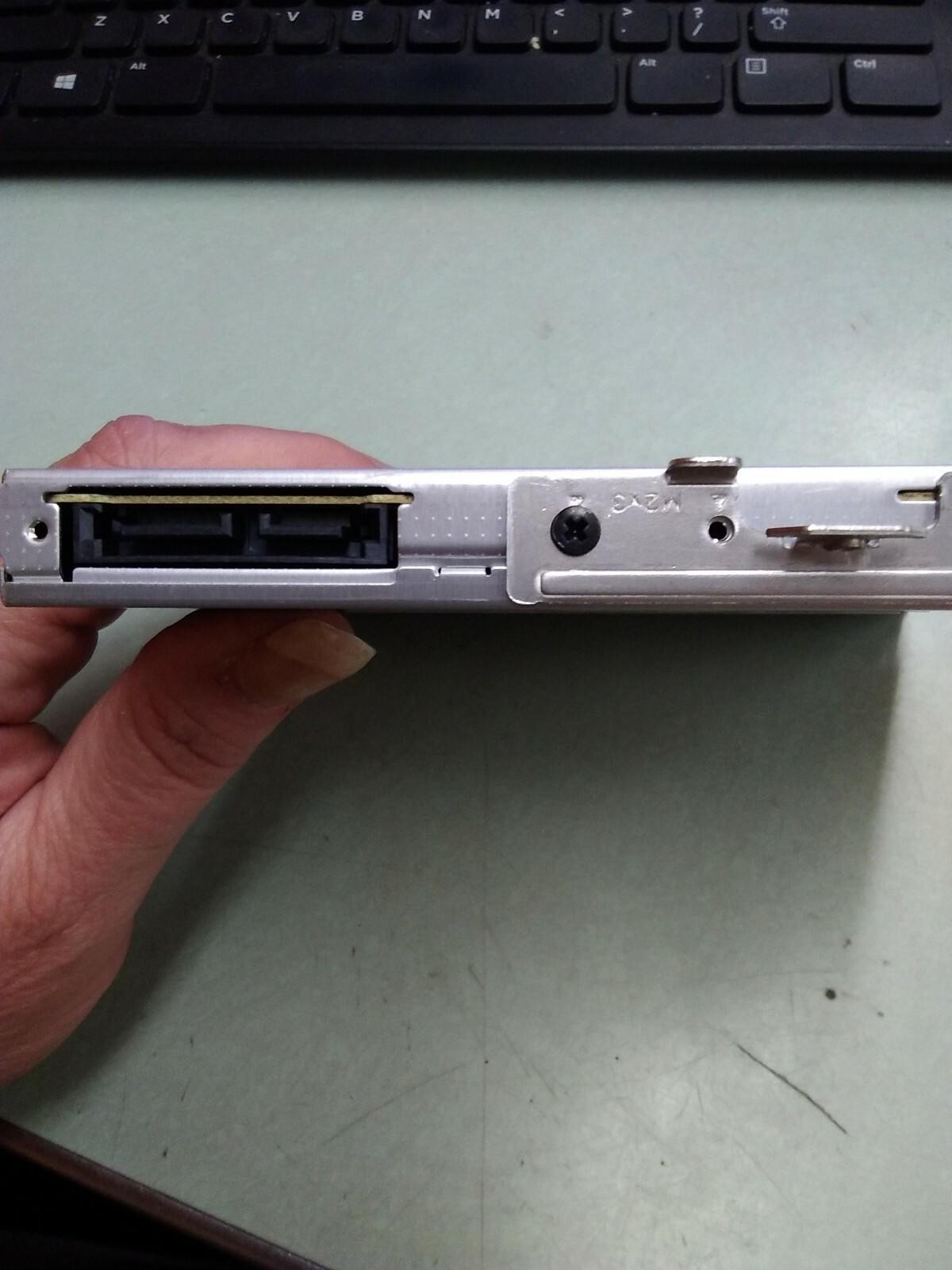 HP AD-7740H CD/DVD REWRITABLE DRIVE