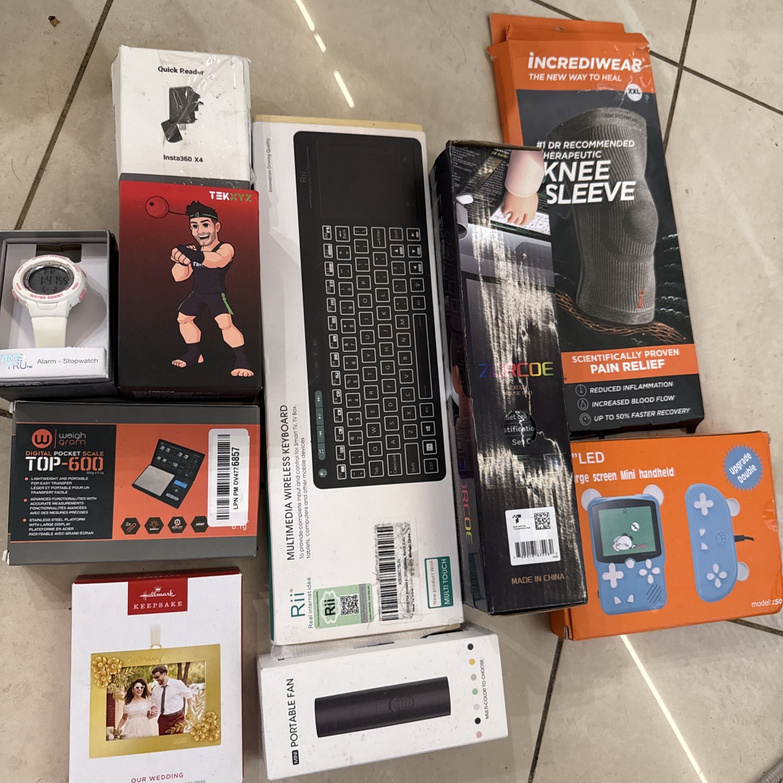 Mystery Loot Electronic General Box 10 Items Total See Description