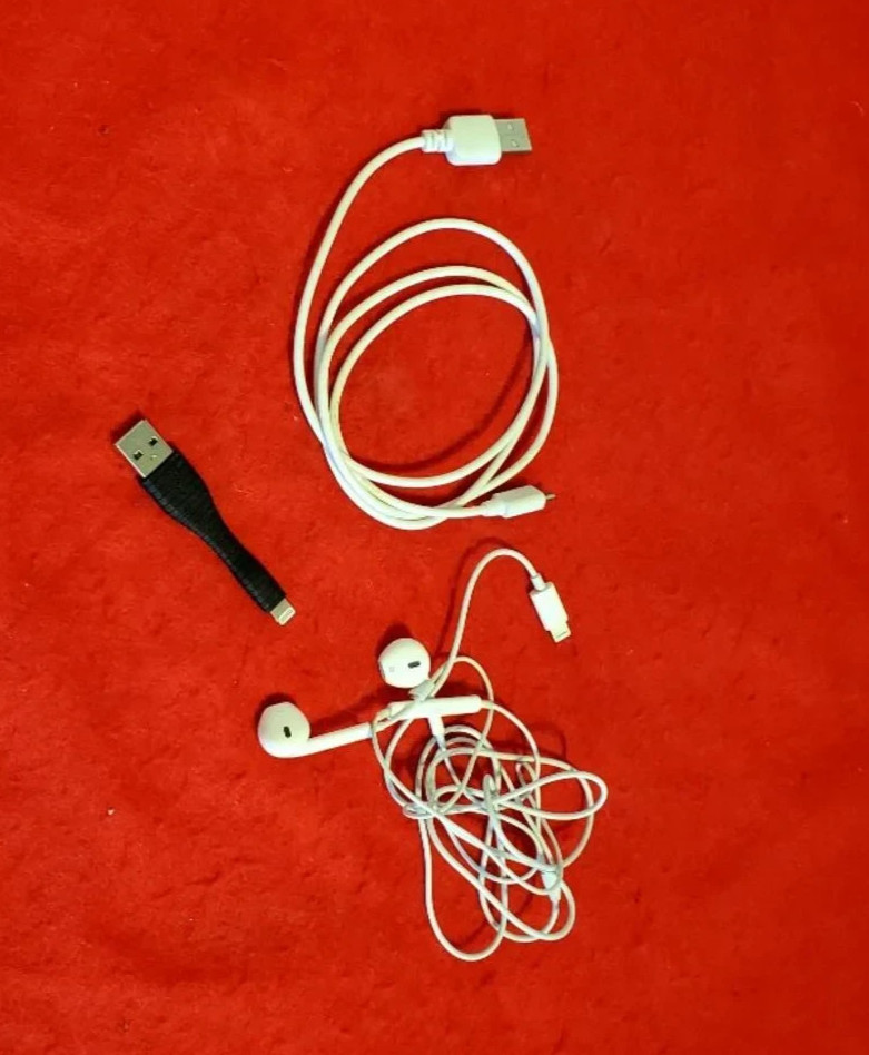 3 Piece Apple Cell Phone Charger LOT SALE, MINT Perfect 10’s – Save $