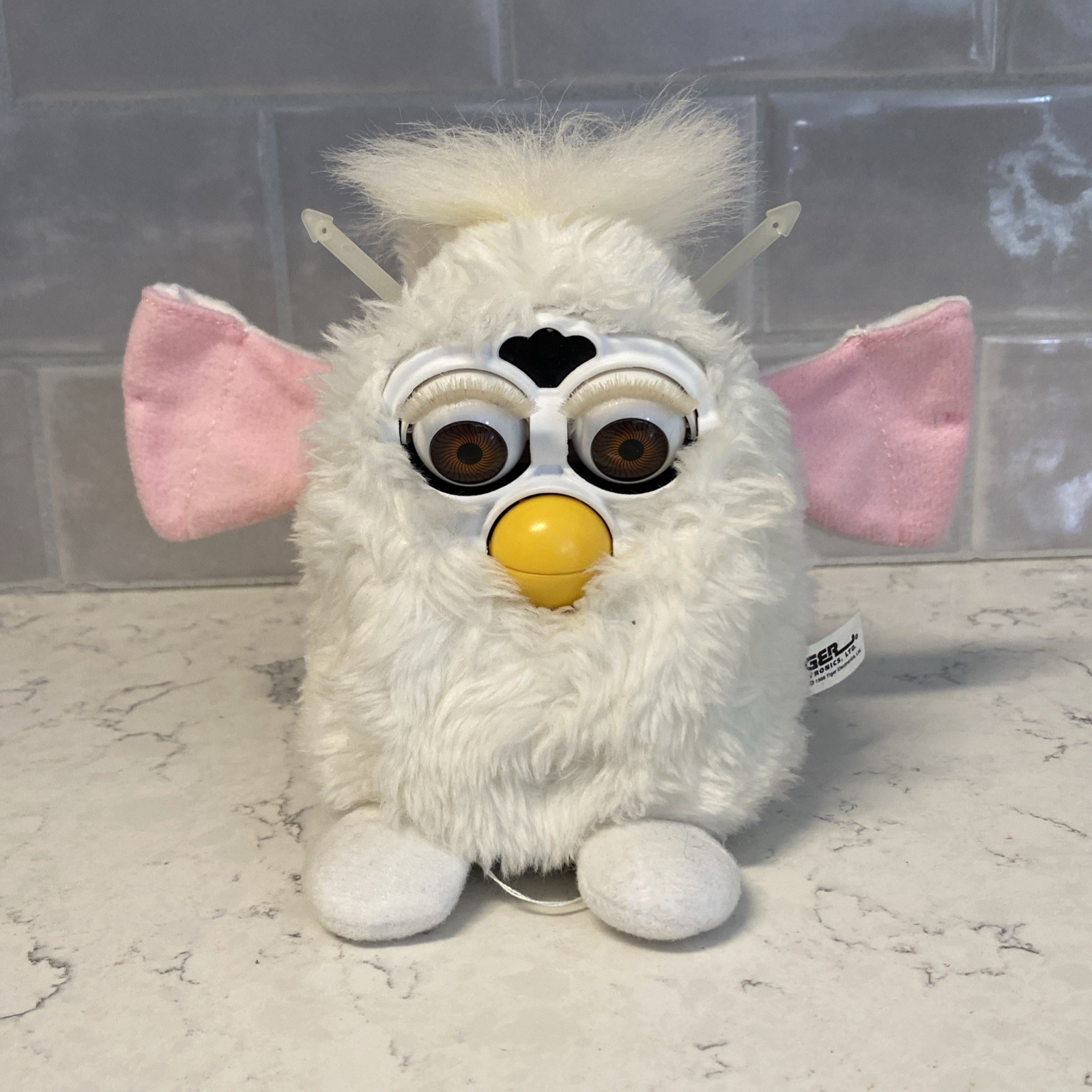 Vintage Tiger Electronics Furby – For Parts or Repair 1998- Corrosion – Defects