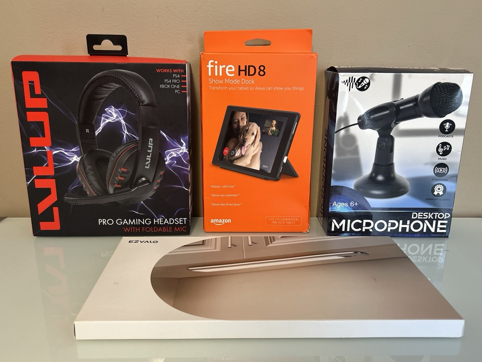 4 Item Electronics Lot /Bundle Gaming Headset Fire HD8 Dock Microphone LED New