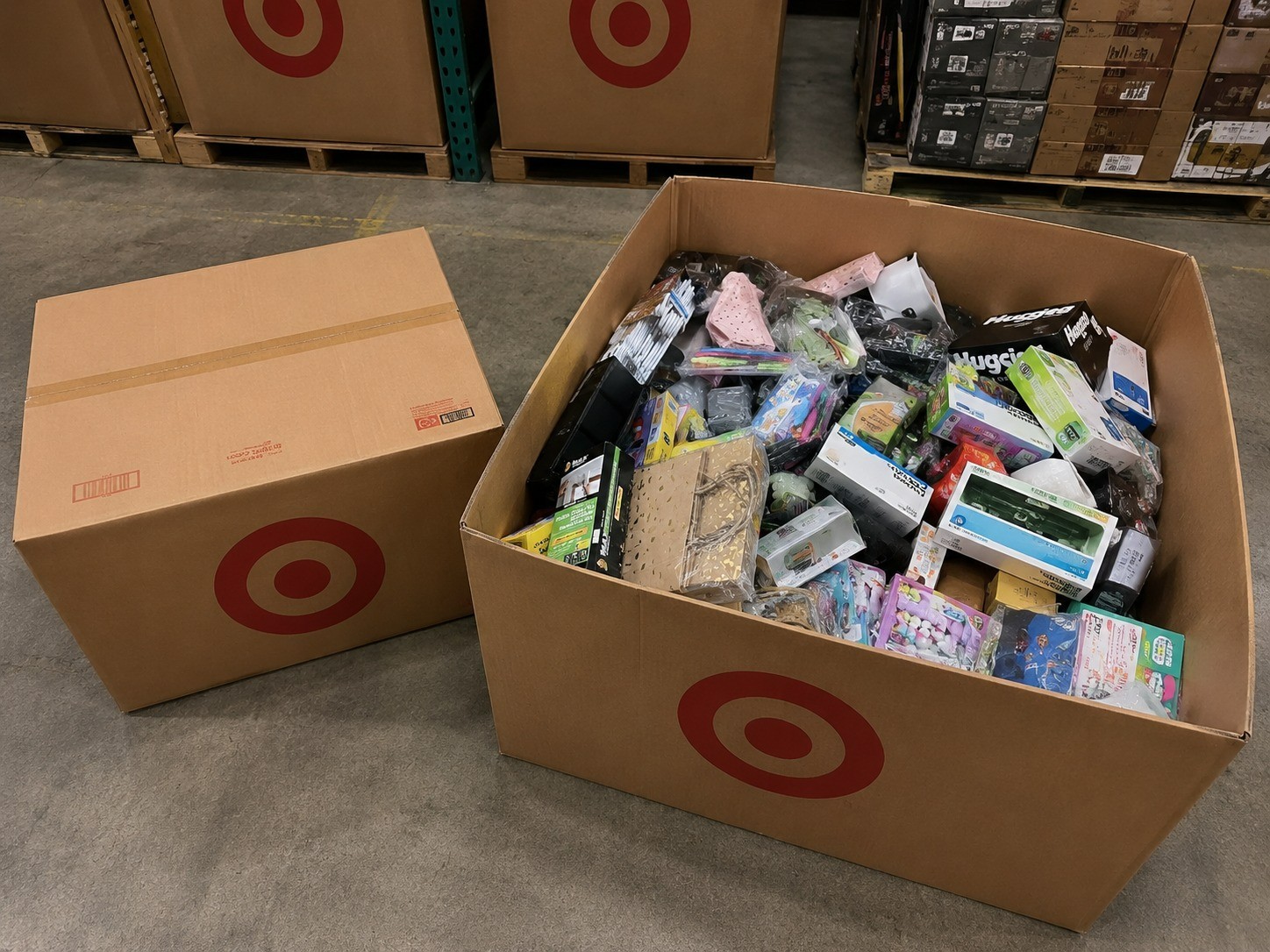 Amazon Overstock Treasure Bundle – Retail Merchandise Selection