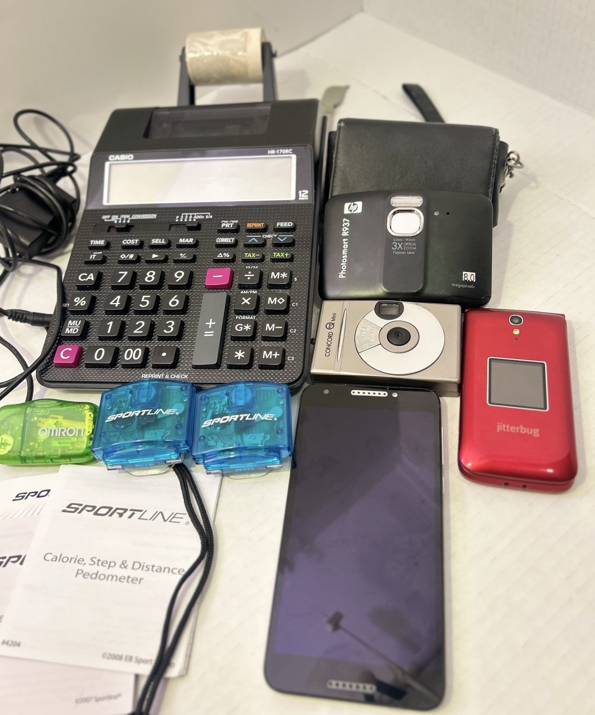 Mixed Electronics & Office Lot – Casio Printing Calculator, HP Digicam & more.