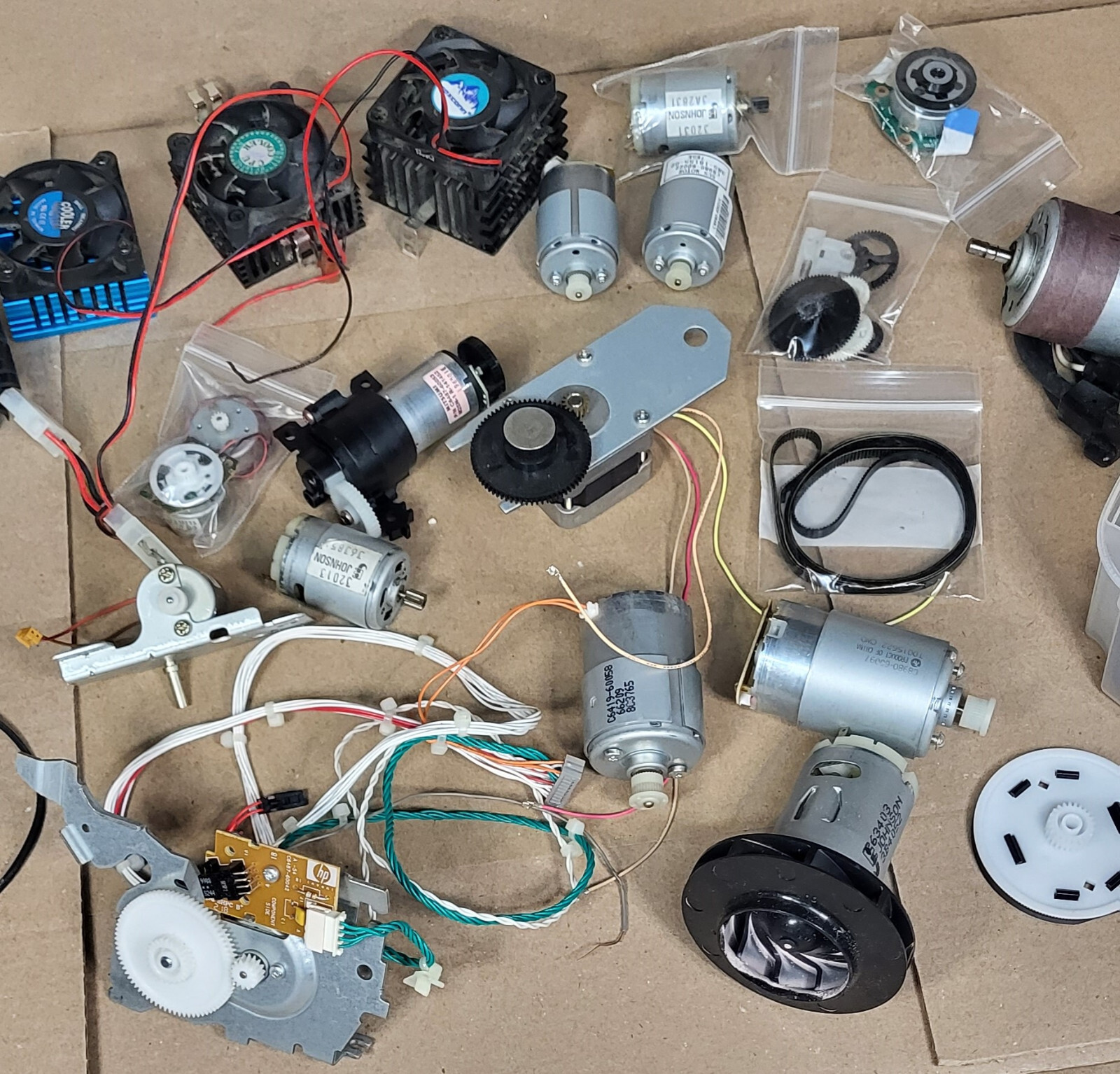 Electronic Parts Motor Mixed Lot