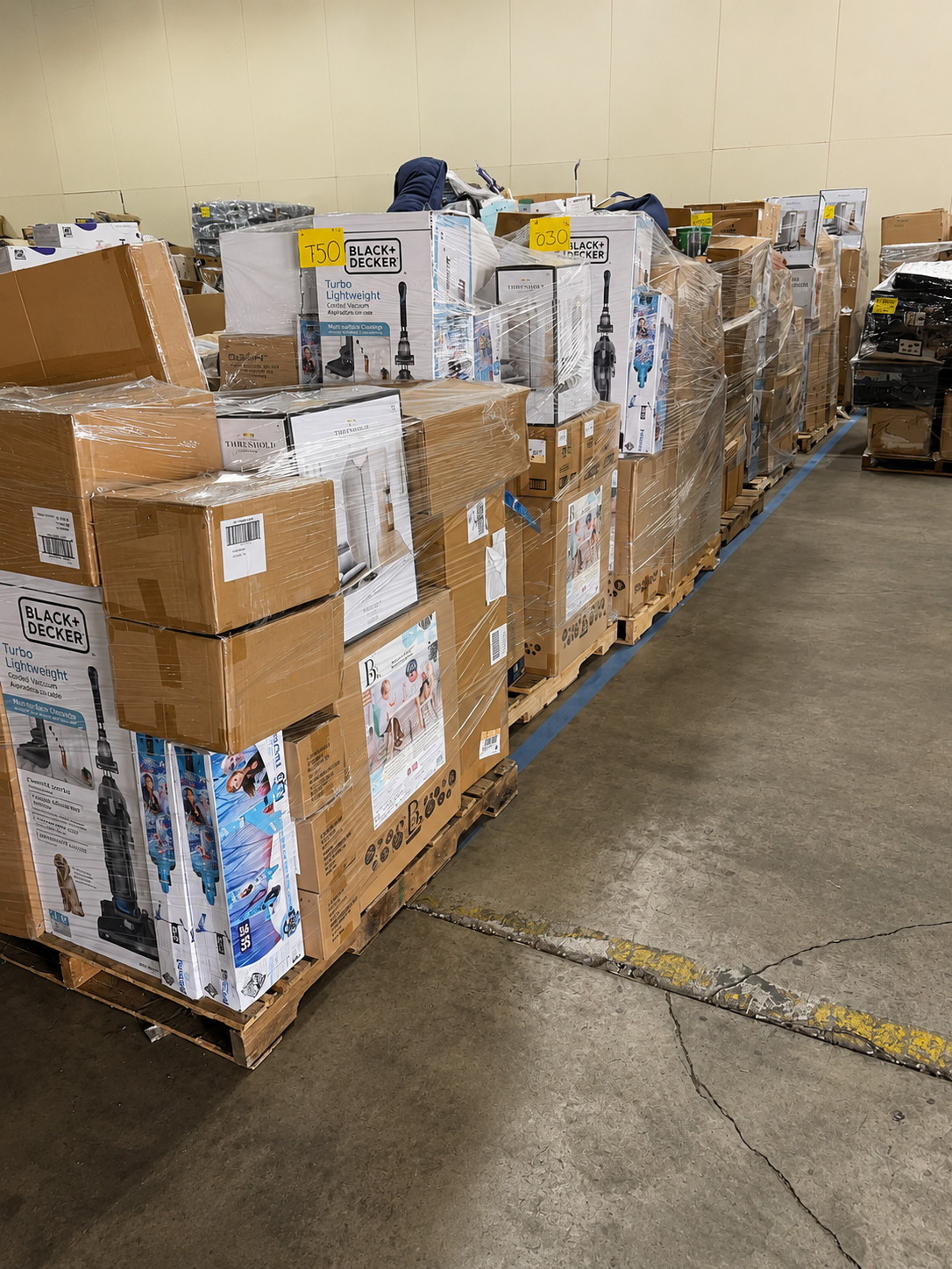 Amazon Elite Surprise Mystery Box Filled With Premium Overstock Deals