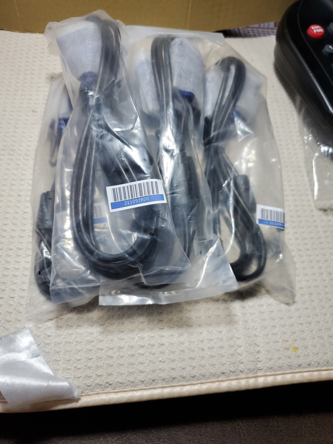 Lot Of 5 Standard VGA Cable (211097800) for Monitor, Projector, TV (6 ft) 15 PIN